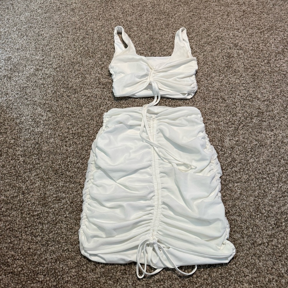Two-Piece Set